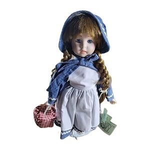 Vintage A DYNASTY DOLL "HOLLY"‎ BRAND NEW WITH TAGS, NO BOX